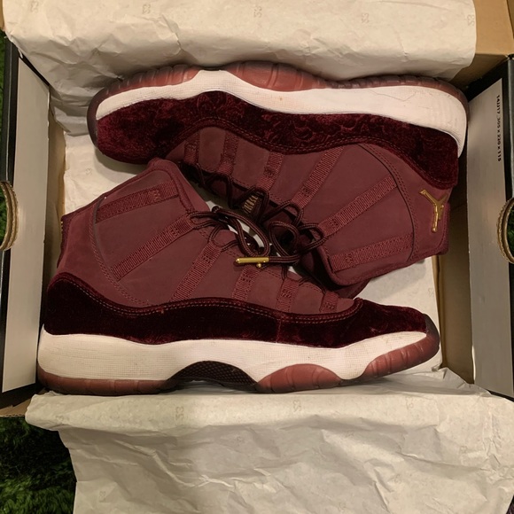 Jordan retro 11 heiress night maroon size 7y - Picture 1 of 10